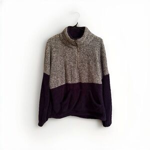 Doe & Rae Fuzzy Two-Tone Blue and Grey Sweater-Women’s size Large